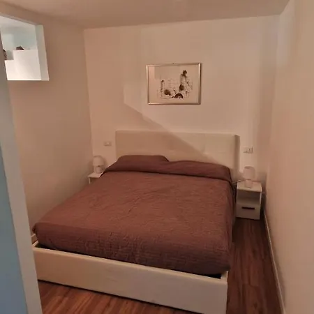 Lake House - Milano 3 דירה *